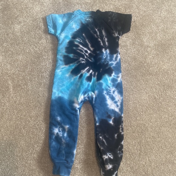 Sovereign code tie dye one piece - Picture 4 of 5